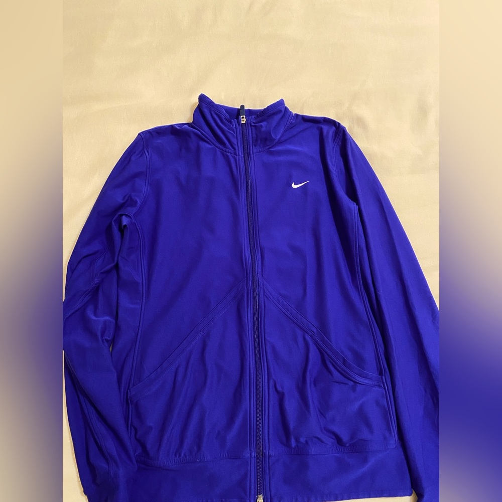 nike zip-up jacket